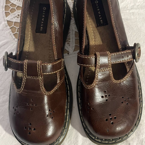 Airwalk Shoes Airwalk Size 6 Brown Mary Janes Leather Look Buckle